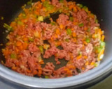 Foto del paso 4 de la receta: Fideuá de carne