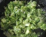 Foto del paso 3 de la receta: Tarta de brócoli y cebolla