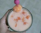 A picture of step 3 of Papaya shake 😋.