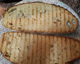 Foto del paso 2 de la receta: Llesca o tostada de escalivada con anchoas y boquerones