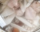 A picture of step 3 of Chinese Yam Euryale Seeds Pork Shank Soup 淮山茨實豬展湯 Healthy Soup.