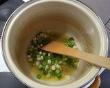 Portugál zöldségkrémleves recept fázis 2 fotója
