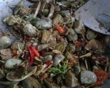 Foto langkah ke 9 dari resep Tumis Terong Bunga Pepaya.