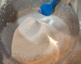 Foto del paso 3 de la receta: Bizcocho de mermelada de fresas
