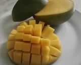 Une image de l'étape 1 de Milkshake fraise mangue.