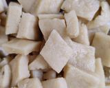 खुसखुशीत गोड शंकरपाळी (shankarpali recipe in marathi) रेसिपी स्टेप 4 फोटो 