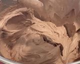 A picture of step 12 of Kit Kat Chocolate cake.