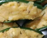A picture of step 3 of Mirchi pakoda.