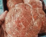 Foto langkah ke 2 dari resep Homemade Beef Patty.