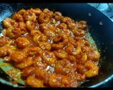 A picture of step 7 of Prawns masala fry.