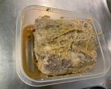 Une image de l'étape 3 de Rôti de porc mariné aux carottes et herbes aromatiques.