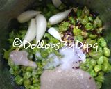 A picture of step 1 of Green garbanzo hummus.