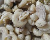 A picture of step 4 of White pasta #cookpadramzan #5thweekchallange appetizer.