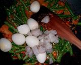 Foto langkah ke 2 dari resep Gulai kacang panjang (non pedas - krucil bisa makan).