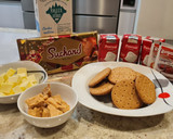 Foto del paso 1 de la receta: Tarta de Suchard con base de galletas y turrón de jijona