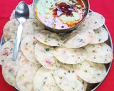 A picture of step 4 of Semolina mixed vegetable Idli.
