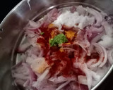 ઓનીયન પકોડા (Onion Pakoda Recipe In Gujarati) રેસીપી સ્ટેપ2ફોટો