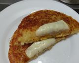 Foto del paso 7 de la receta: Arepa de yuca y mazorca rellenas de pollo y queso🫓🌽🥯!!!