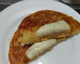 Foto del paso 7 de la receta: Arepa de yuca y mazorca rellenas de pollo y queso🫓🌽🥯!!!