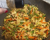 Foto del paso 10 de la receta: Fideos de arroz con verduras