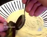 Foto del paso 6 de la receta: Berenjena asada con hummus, yogur y aceite picante #Ottolenghi