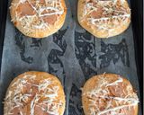 Foto langkah ke 7 dari resep Pizza Bread Tanpa Telur.