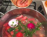 Foto del passaggio 1 della ricetta Tagliolini al nero di seppia con salsa di gambero rosso, melograno e prezzemolo