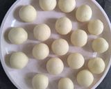 A picture of step 5 of Sooji gulab jamun.
