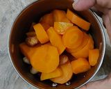 A picture of step 3 of Carrot kheer.