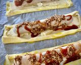 Foto del paso 1 de la receta: Hojadritos de bratwurst con pepinillos y cebolla frita