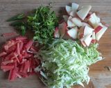 A picture of step 2 of Cabbege apple salad.