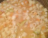 Foto del paso 3 de la receta: Sopita de emergencia (🌱)