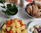Foto langkah ke 1 dari resep Sup Ayam Rempah.
