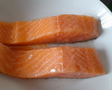 Foto del paso 3 de la receta: Ensalada César con salmón y salsa de yogur