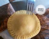 A picture of step 4 of Baked Meat pie(1).