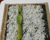 Foto del paso 13 de la receta: Norimaky (rollo con el alga cubriéndolo) y uramaky (con el alga por dentro) - Sushi
