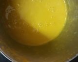 A picture of step 2 of Mango  shake.