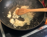 Foto del paso 1 de la receta: Risotto de setas con Gorgonzola y parmesano