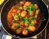 A picture of step 2 of Khatte Laal Masala Aloo.