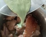 A picture of step 3 of Green Masala Chicken.