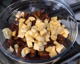 Une image de l'étape 4 de Compote de prunes et bananes.