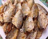 Hình bước làm 2 của món Cá chỉ vàng chiên giòn