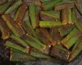 भरली भेंडी (bharli bhendi recipe in marathi) रेसिपी स्टेप 3 फोटो