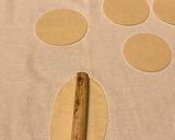 Foto del passaggio 3 della ricetta Cannoli Siciliani