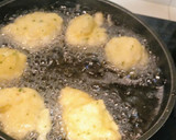 Foto del paso 5 de la receta: Buñuelos de bacalao