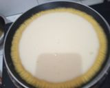 Foto langkah ke 4 dari resep Pie susu teflon.