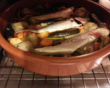 Foto del paso 26 de la receta: Cazuela de jureles al horno con alcachofas y berenjenas
