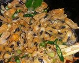 Foto langkah ke 4 dari resep 27. Tumis Tauco Kerang.