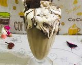 A picture of step 6 of Leftovers brownie/ chocolate cake shake.