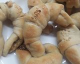 صورة لخطوة 1 من وصفة كرواسون زعتر بعجينة العشر دقائق 😋